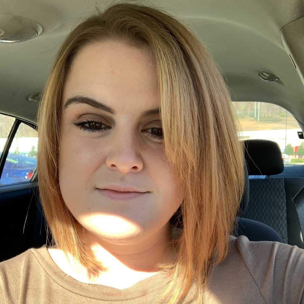 Meet your Posher, Andrea